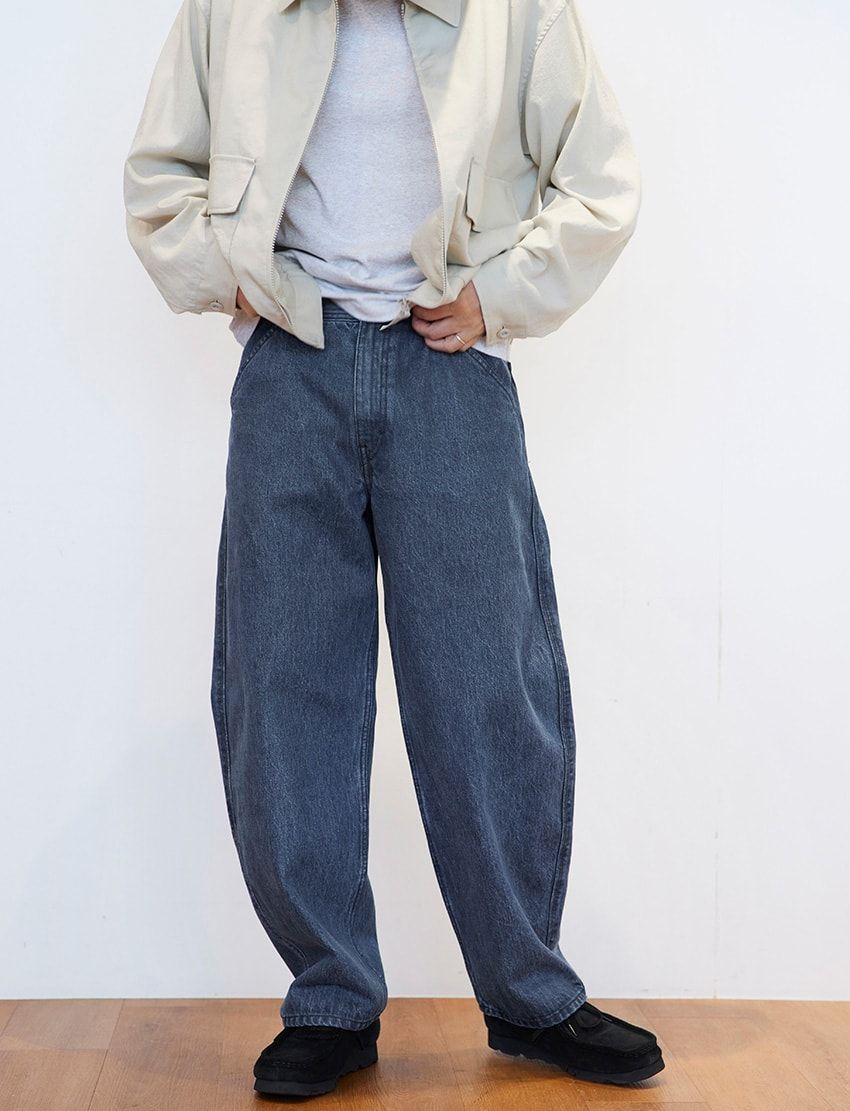 全部4990円以下！「ユニクロ ユー」の新作デニム、スウェット、カーゴパンツetc.徹底試着レビュー - 6枚目の画像