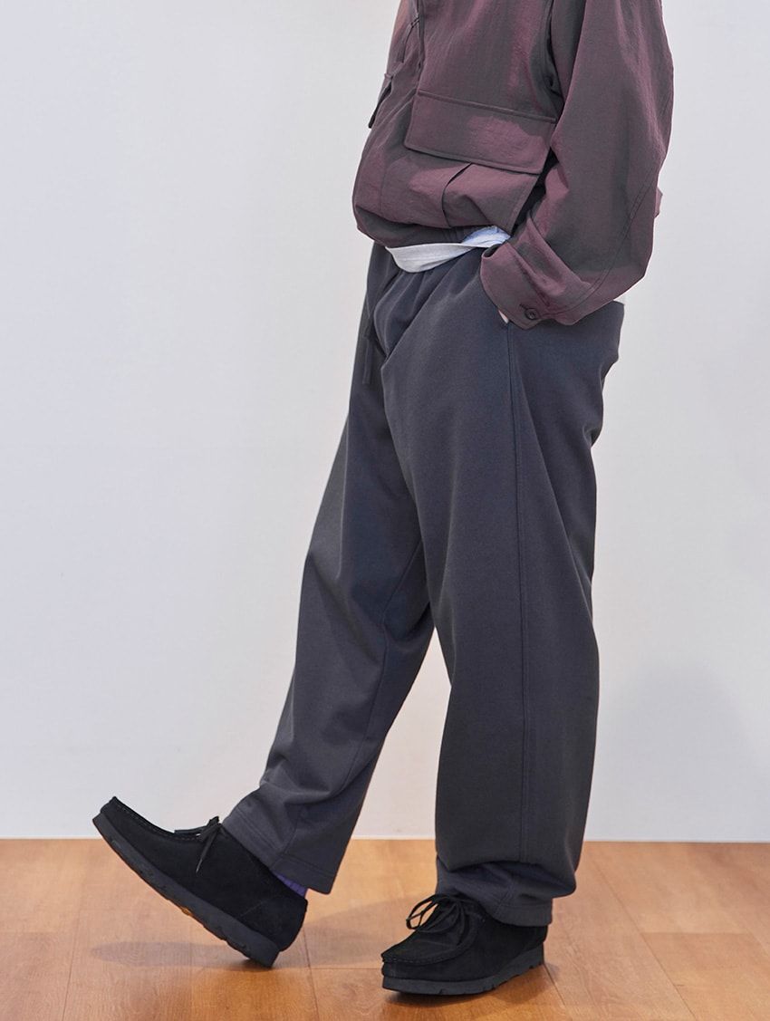 全部4990円以下！「ユニクロ ユー」の新作デニム、スウェット、カーゴパンツetc.徹底試着レビュー - 33枚目の画像