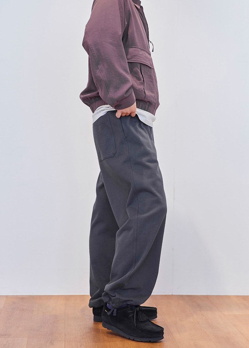 全部4990円以下！「ユニクロ ユー」の新作デニム、スウェット、カーゴパンツetc.徹底試着レビュー - 34枚目の画像