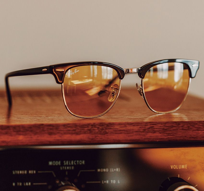 2万9040円／レイバン（ルックスオティカジャパン