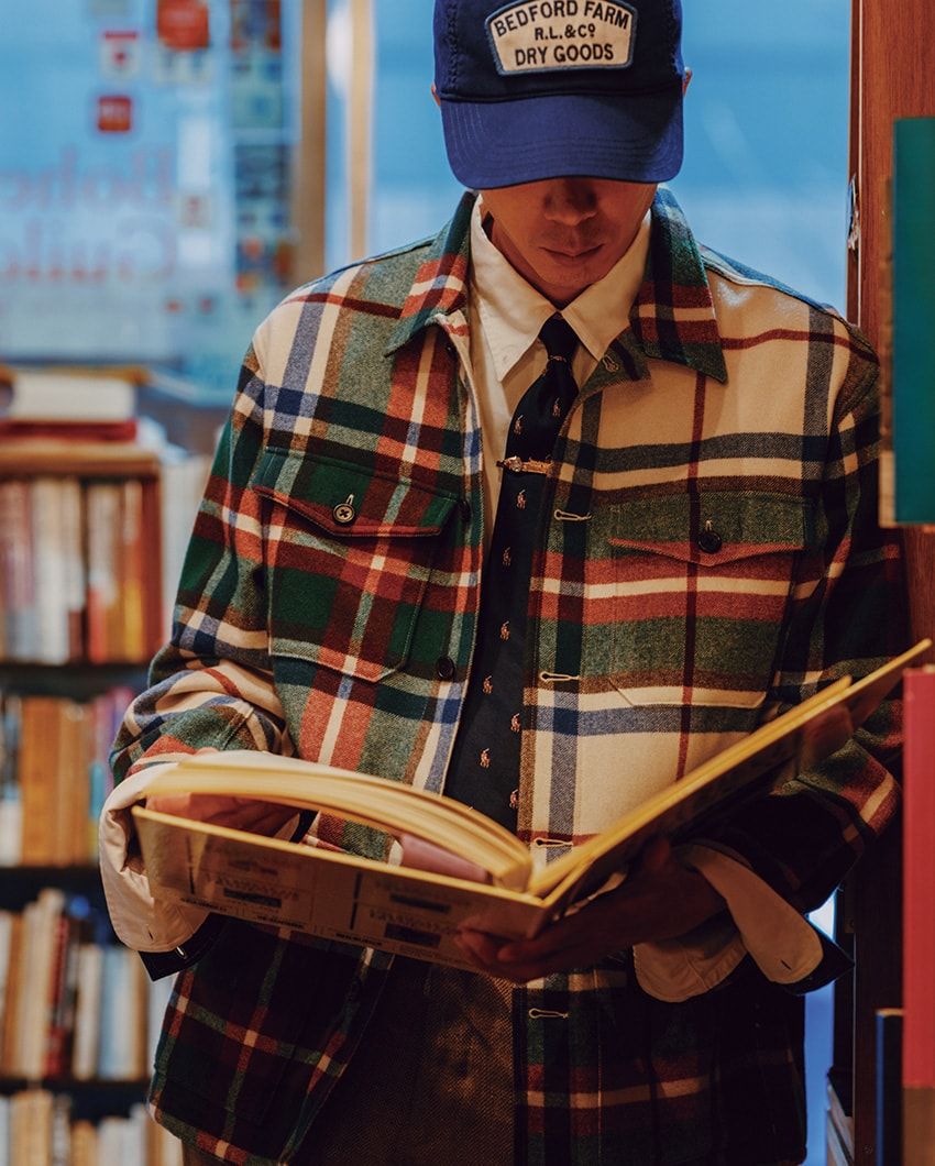 ジャケット7万9200円、シャツ2万5300円、パンツ24万2000円［スーツ価格］、キャップ1万7600円、タイは参考商品／すべてポロ ラルフ ローレン（ラルフ ローレン　0120-3274-20）