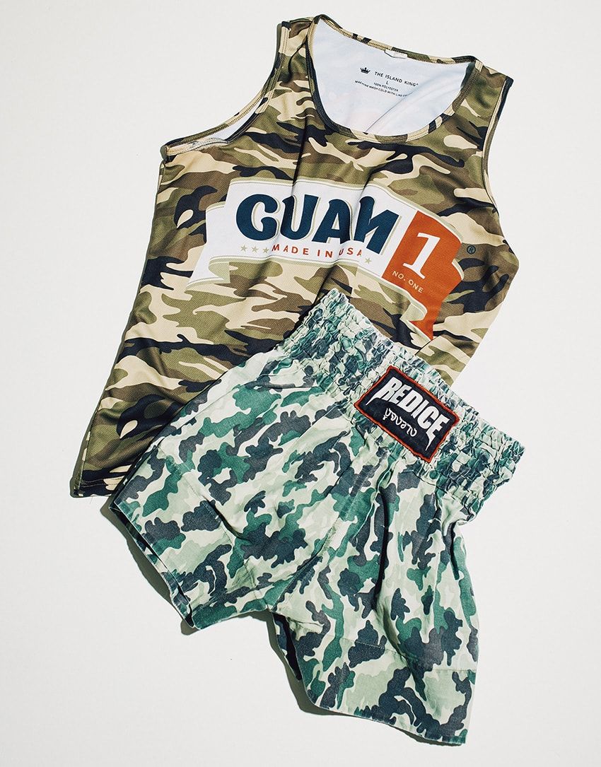 お気に入りのトレーニングウェアは、迷彩柄のタンクトップとショーツだ。「派手なほうがテンションが上がります」と小比田さん。