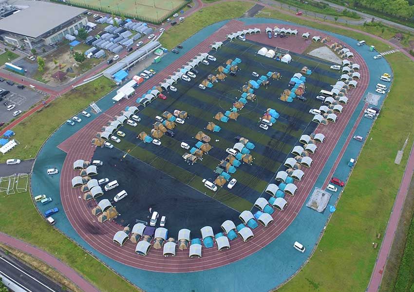 2015年4月熊本地震テント村 