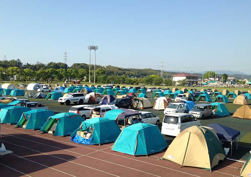 2015年4月熊本地震テント村