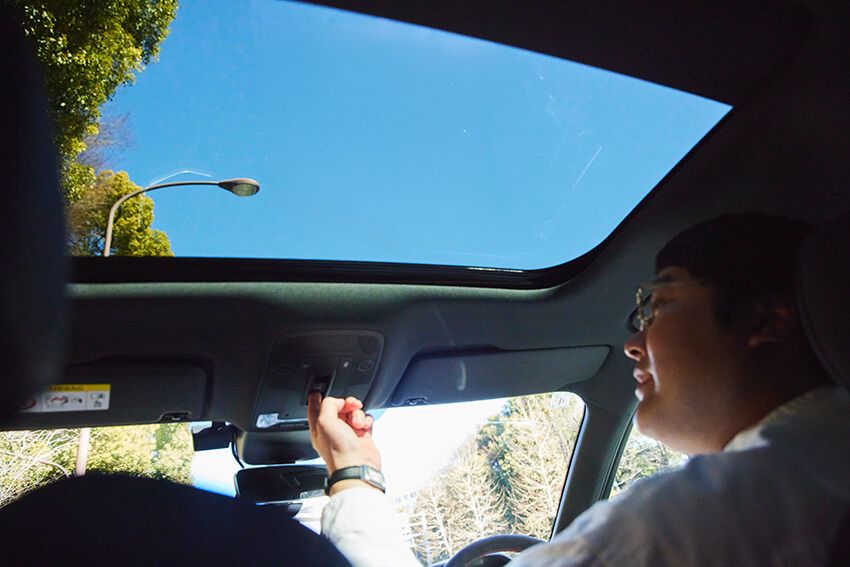 「ゾンビも強盗もぶっちぎれる」マヂラブ村上が惚れたアウディRS Q3、最高時速は脅威の250km！ - 18枚目の画像