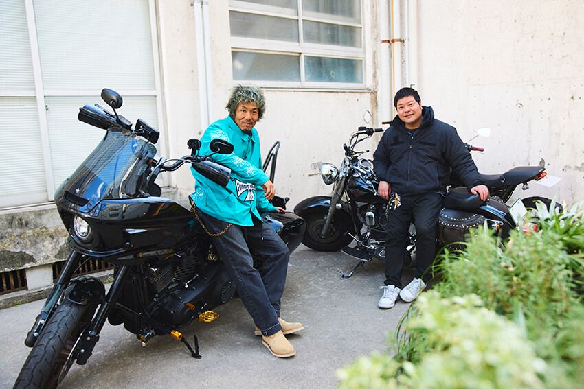 トータルテンボス藤田、300kg超のハーレーで疾走！48歳で大型免許取得「死ぬまで現役でいたい」 - 13枚目の画像