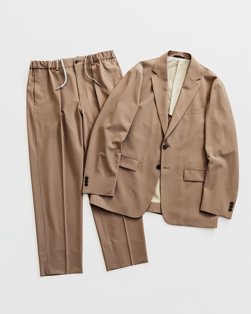 ジャケット2万5960円、パンツ1万2980円／グリーンレーベル リラクシング　store.united-arrows.co.jp/brand/glr/ 