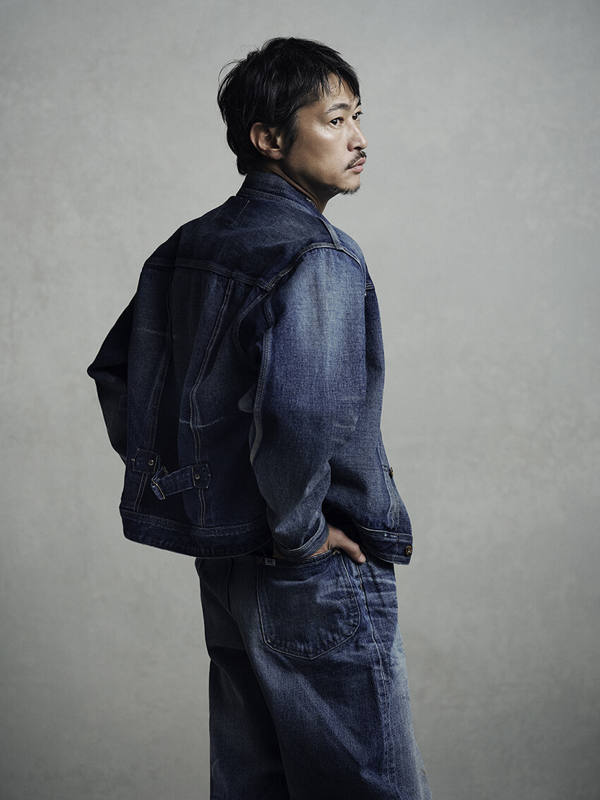 窪塚洋介＆愛流が親子でジーンズコーデを披露。名作デニム「Lee 101