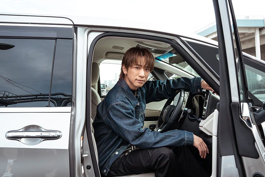 NEWS・小山慶一郎がゲレンデから「レクサス LM」へ。リアル愛車を初公開！「もう1台持つなら…」 - 15枚目の画像