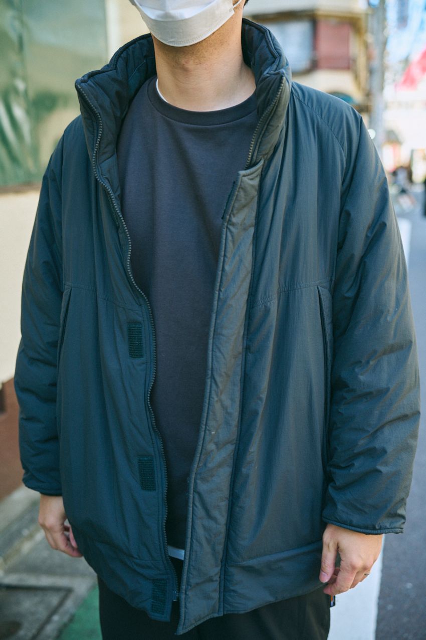 “アンカバ”コラボも話題に！「ジーユー」使いの名人たちを街角スナップでチェックしてみた - 3枚目の画像