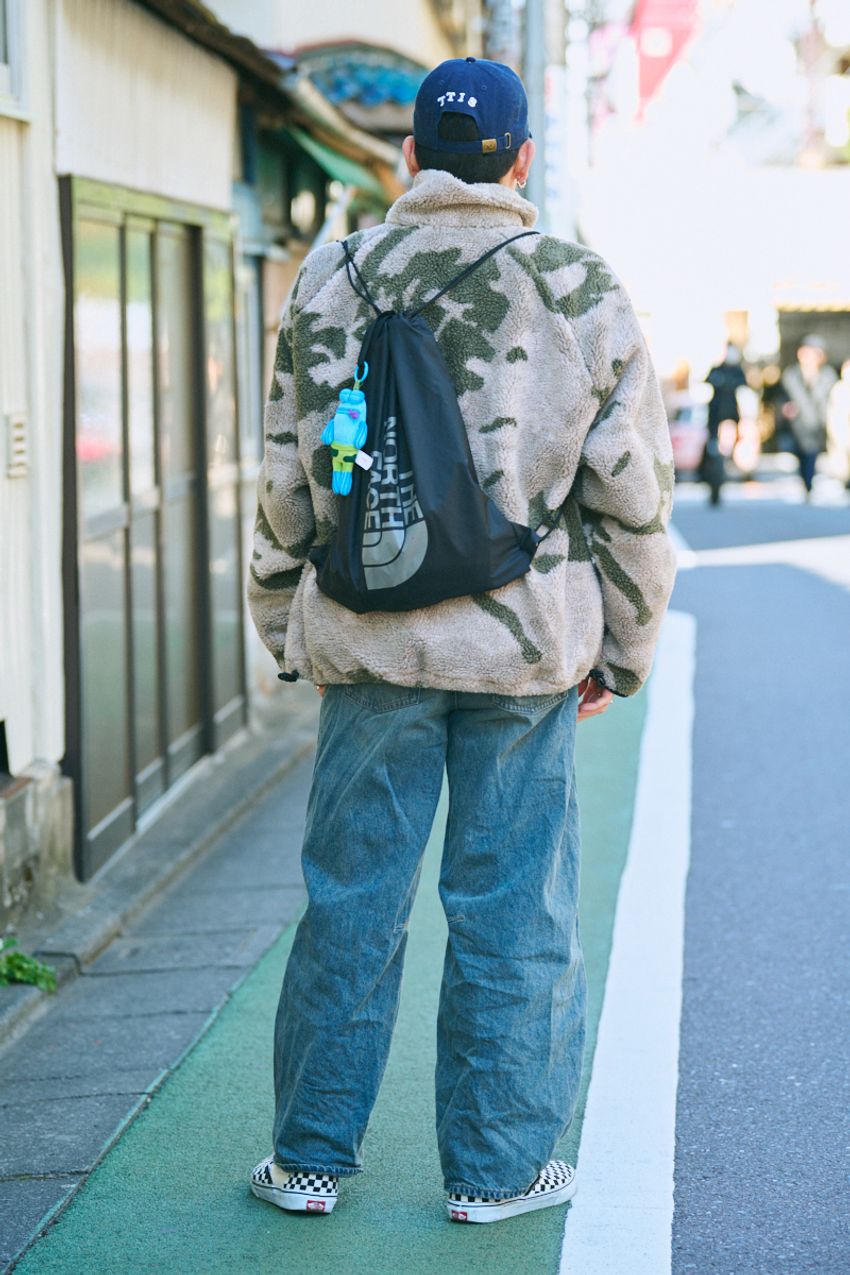 “アンカバ”コラボも話題に！「ジーユー」使いの名人たちを街角スナップでチェックしてみた - 5枚目の画像