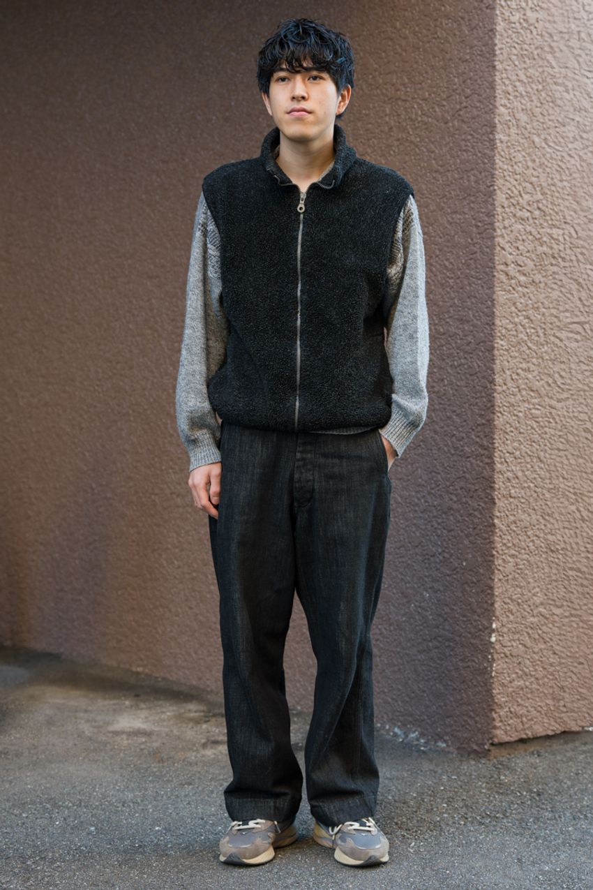 気温の寒暖差に使える「ベスト」、みんなどのブランドがお気に入り？街角で調査してみた！ - 14枚目の画像