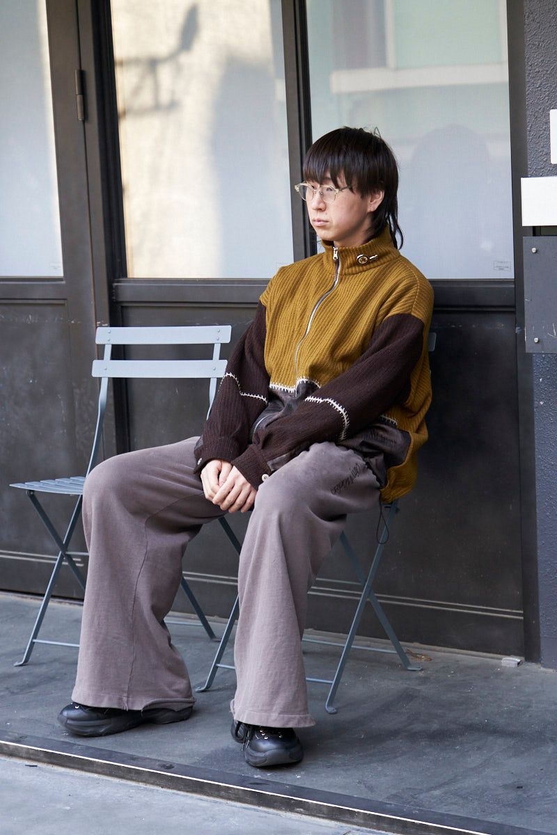 ニット＝アールエスシー