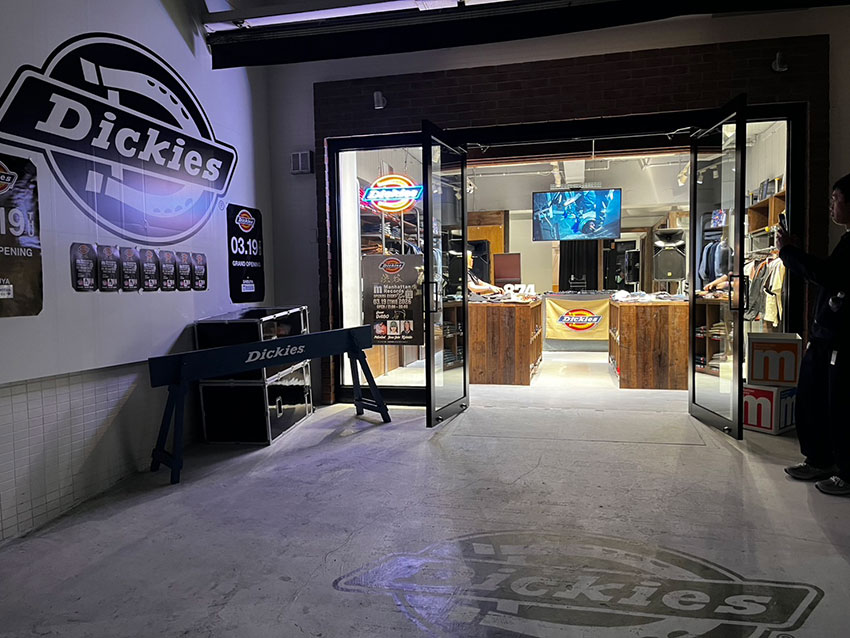 ディッキーズ 渋谷に潜入！ 874、ダブルニーetc.洒落た業界人10名の