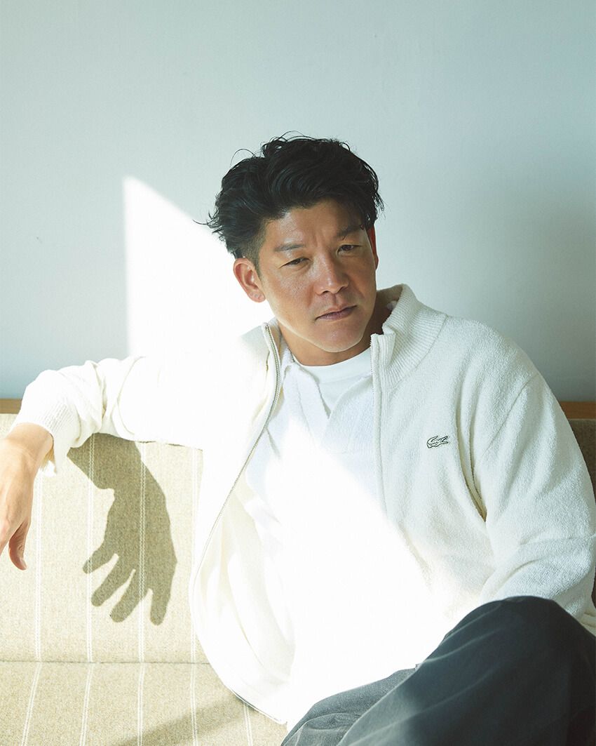 カーディガン２万6400円、ポロシャツ２万900円、Tシャツ0000円、パンツ2万900円／すべてラコステ