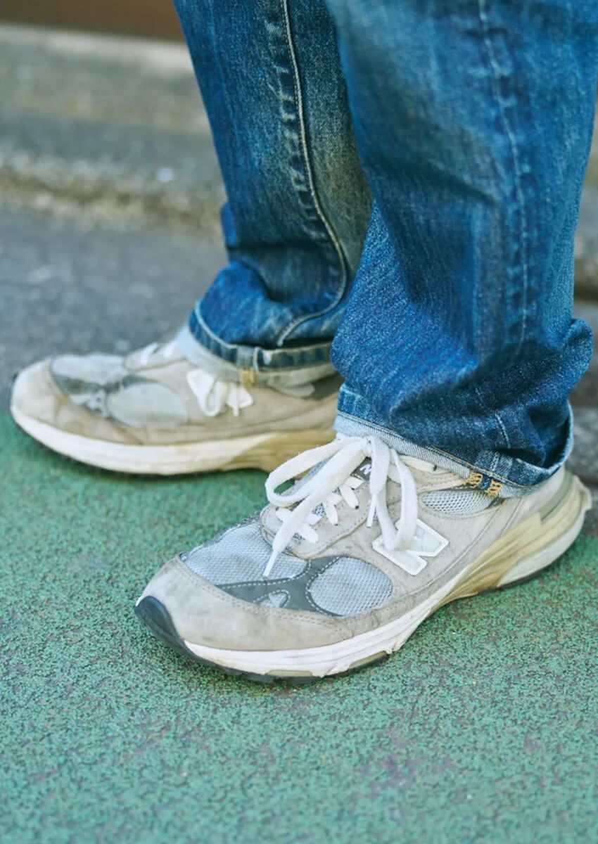 使える靴No.1「グレーのニューバランス」！洒落者5名の履きこなし術をスナップで - 1枚目の画像