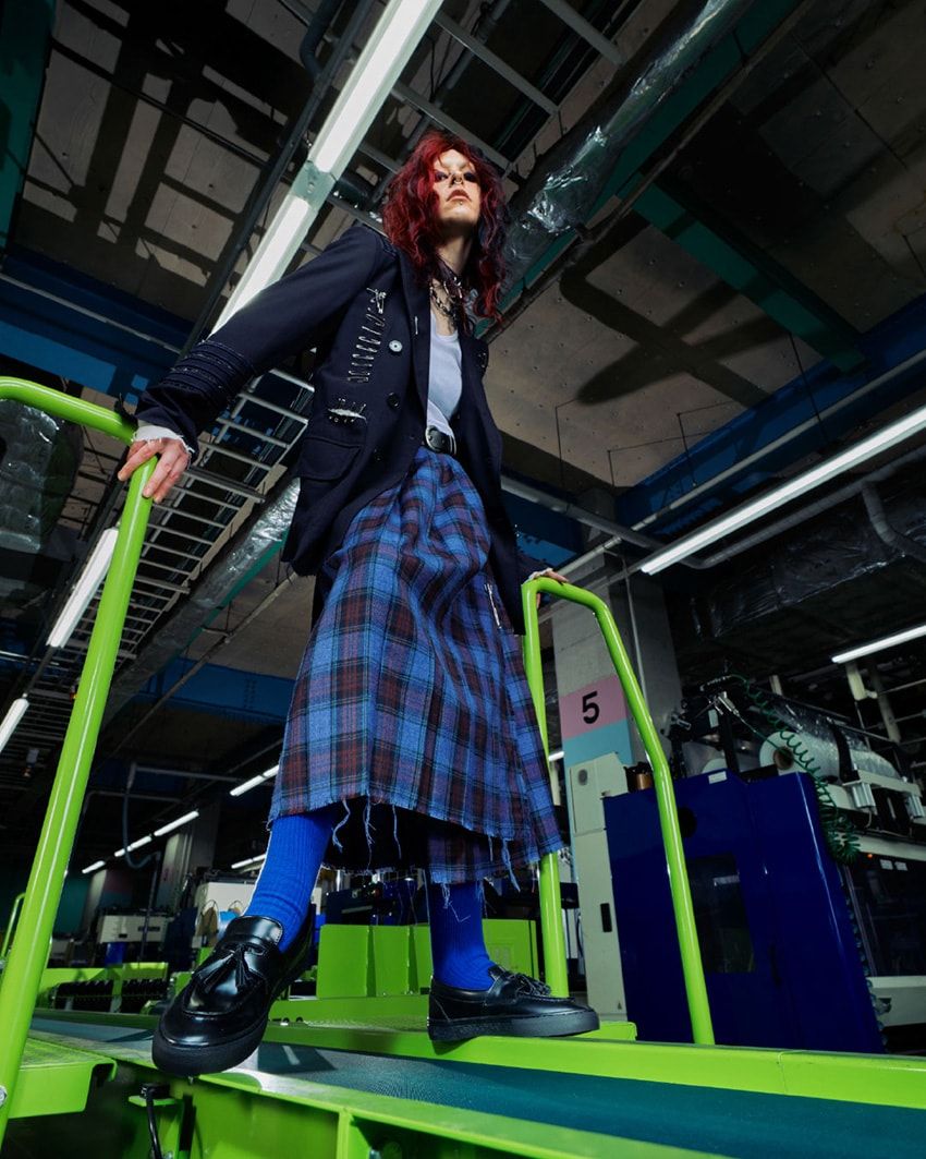 ヴァンズ「ローファー」が“ガラスレザー”仕様で新登場！タッセルは取り外し可、別注作の仕掛け人は…… - 19枚目の画像