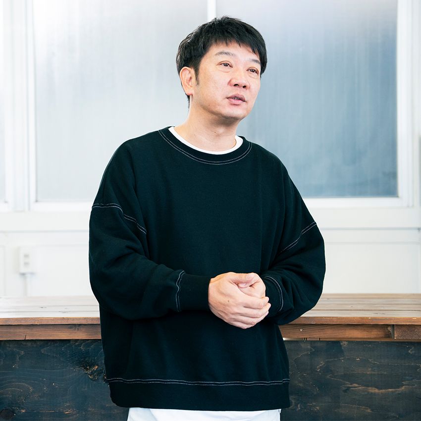 木本武宏●1971年、大阪府生まれ。1990年、お笑いコンビTKOを結成。キングオブコントでは4度決勝進出を果たす。バラエティ番組、ドラマ、映画、情報番組などで幅広く活躍するも、2022年投資トラブルをきっかけに芸能活動を一時休止。2023年活動を再開し、ライブツアーやラジオ、YouTubeなどを行なうほか、自身の投資トラブルの実体験を語る講演なども行なっている。