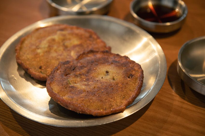 知人が公開処刑。48時間飲まず食わずで脱北！平壌出身の店主が作る“冷麺”と知られざる街のリアル - 3枚目の画像