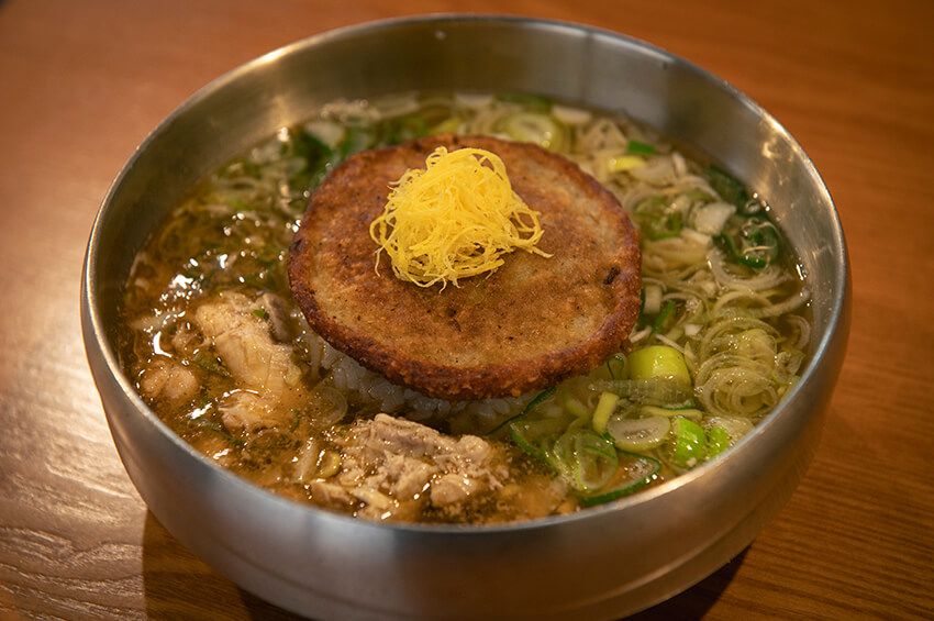 知人が公開処刑。48時間飲まず食わずで脱北！平壌出身の店主が作る“冷麺”と知られざる街のリアル - 15枚目の画像