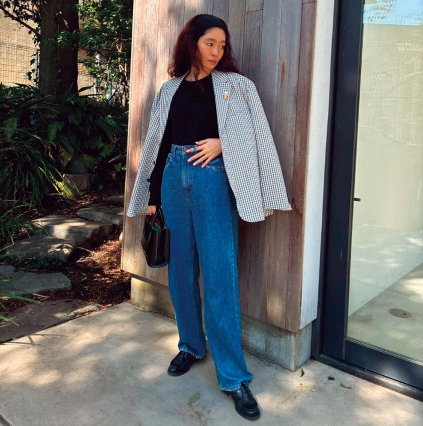 女性版、デニムで“脱アメカジ”。ファッション業界人5名によるクリーンな大人スタイル好例 - 6枚目の画像