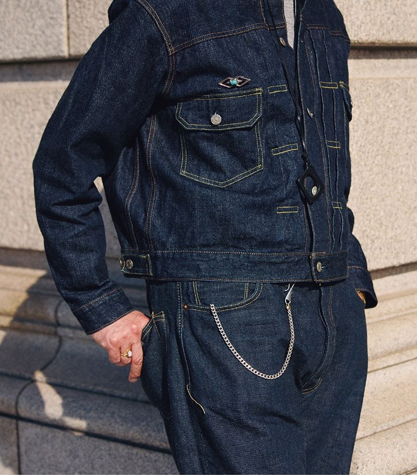 「デニム・オン・デニムは自分なりのフォーマル」スタイリスト小林 新が辿り着いたデニムの流儀 - 1枚目の画像