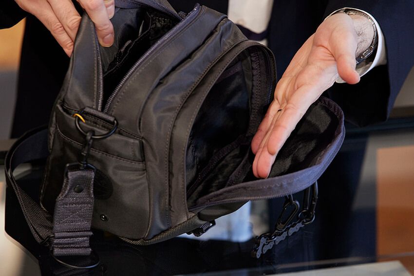 スタッフが「買ってよかった」“ポーターのバッグ”BEST3を発表！ 進化したタンカー、ブラックトートetc. - 30枚目の画像