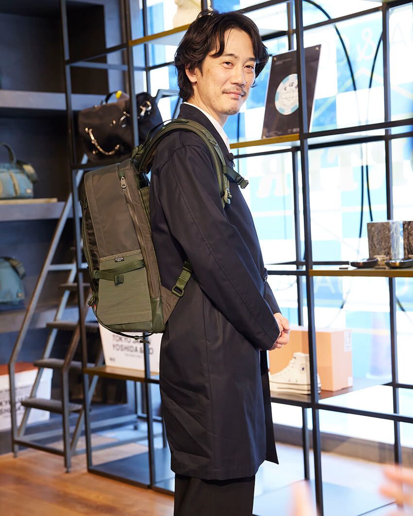 スタッフが「買ってよかった」“ポーターのバッグ”BEST3を発表！ 進化したタンカー、ブラックトートetc. - 24枚目の画像