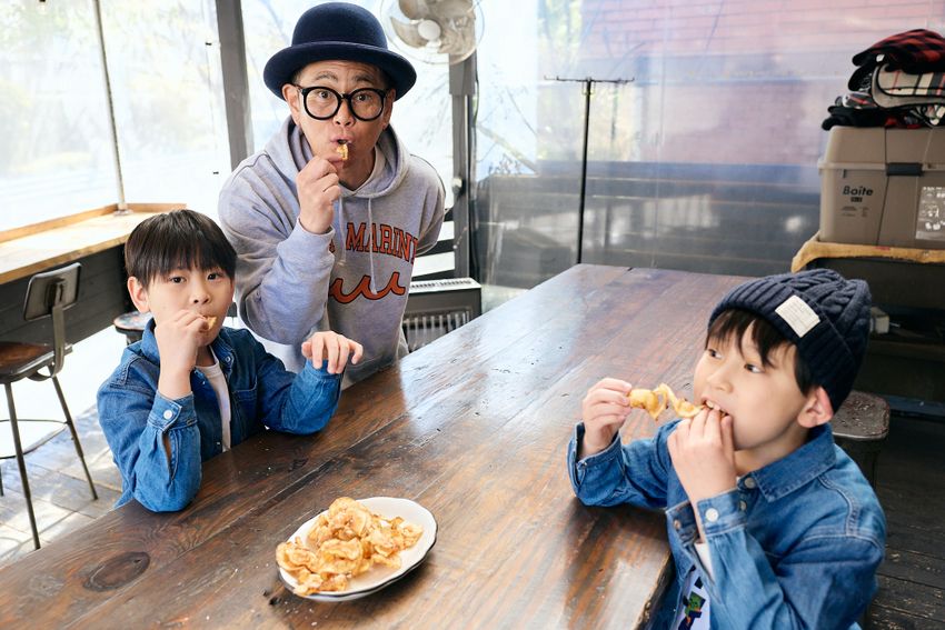 ルーツは「とんねるず」と「ビー・バップ」。ココリコ・遠藤の飾らないパパファッション - 6枚目の画像