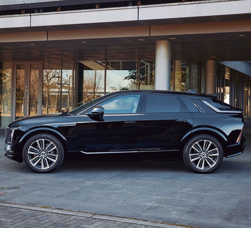 1100万円〜／キャデラック