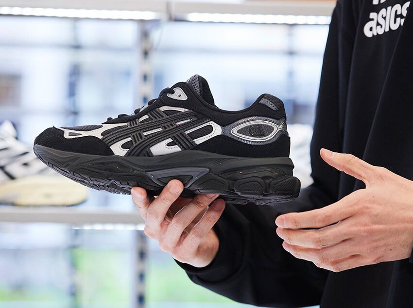 「ゲル NYC 2.0」2万900円／アシックス（アシックスジャパン カスタマーサポート部　https://www.asics.com/jp/ja-jp/mk/support）