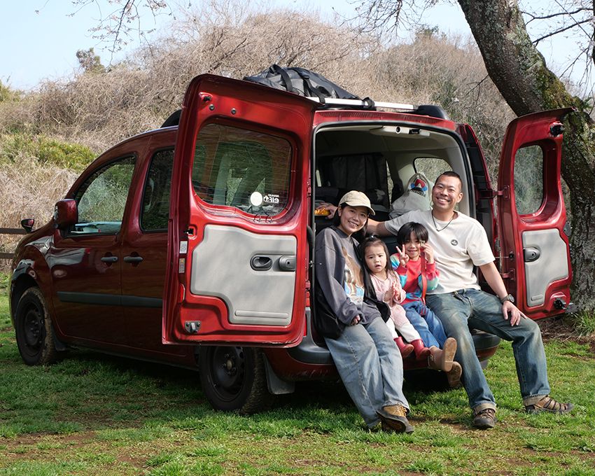 埼玉県の福田健治さん（38歳）は、2代目カングーの初期モデルを長年乗り続けているオーナー。長く乗り続けるという行為そのものが、このクルマの価値を物語っている。