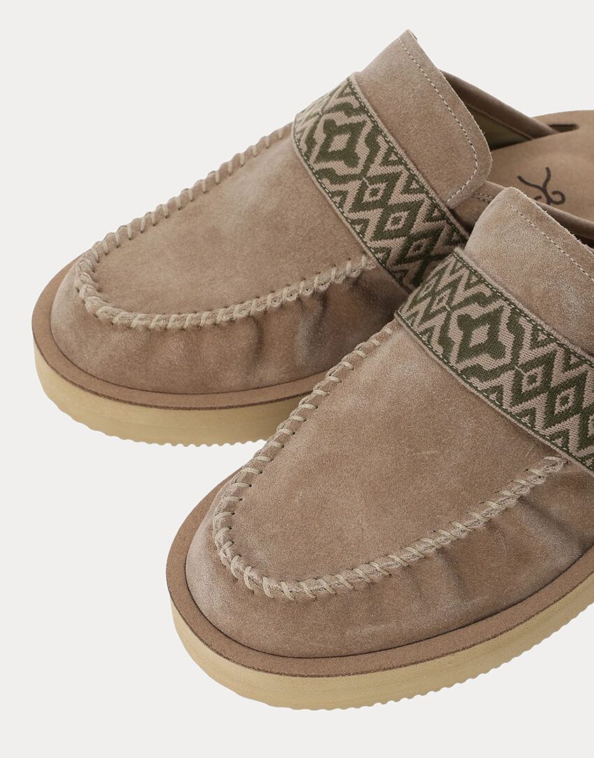 ビブラムソール、手縫いのモカetc. デンハム×スイコックはデニムに似合う最強靴だ - 4枚目の画像