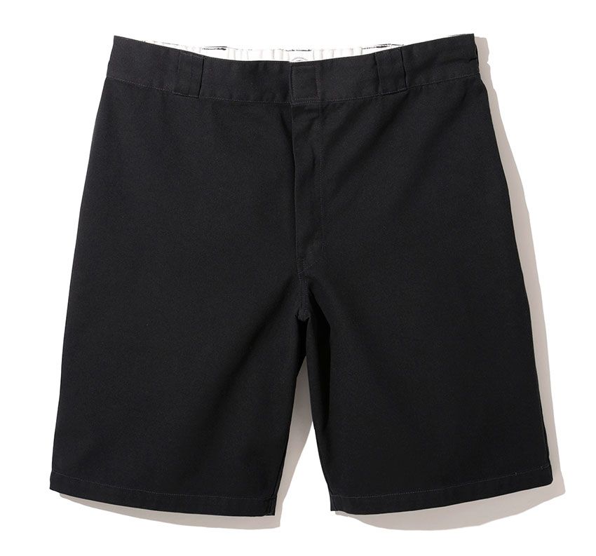 「EASY DOUBLE HIP WORK SHORTS」1万6500円／グリップスワニー×ディッキーズ（スワニー販売　03-3306-1411）