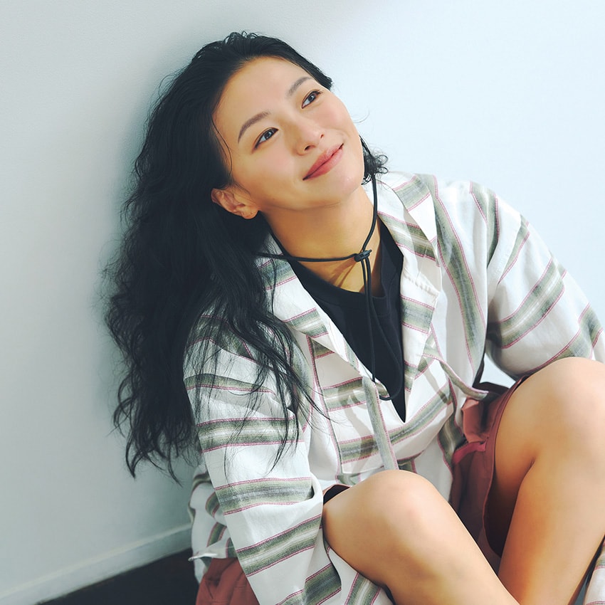 榮倉奈々の“日常に寄り添う”スタイル3選。「newnow」は現代の