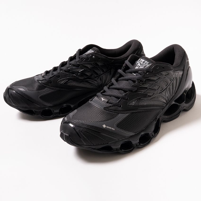 「WAVE PROPHECY LS GTX」3万1900円／ミズノ スポーツスタイル（ミズノお客様相談センター　0120-320-799）