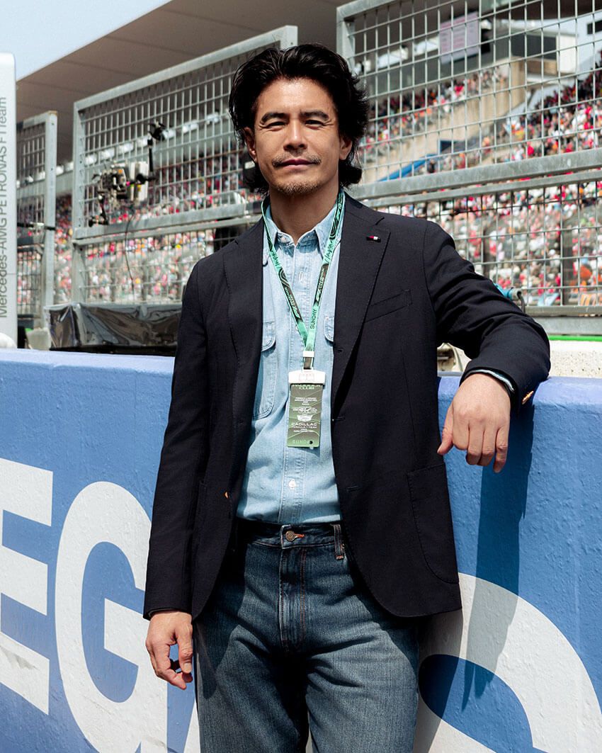  アメ車好きの伊藤英明がチーム「トミー ヒルフィガー」としてF1をパドッククラブで初体験！ - 5枚目の画像