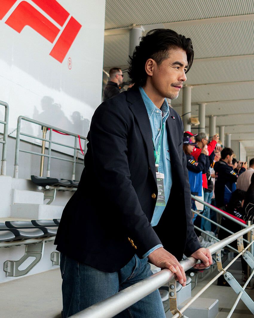  アメ車好きの伊藤英明がチーム「トミー ヒルフィガー」としてF1をパドッククラブで初体験！ - 19枚目の画像