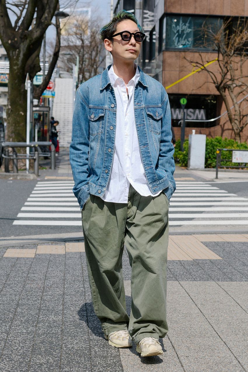 「その“襟”渋滞、大丈夫？」シャツ×ジャケットの上手いレイヤードをスナップで分析！ - 2枚目の画像