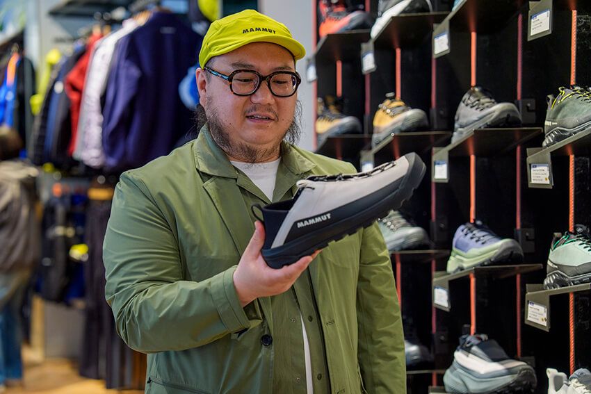 アイロン不要の白シャツ、速乾Tシャツetc.マムートのスタッフが自腹買いした人気BEST3を発表！ - 32枚目の画像