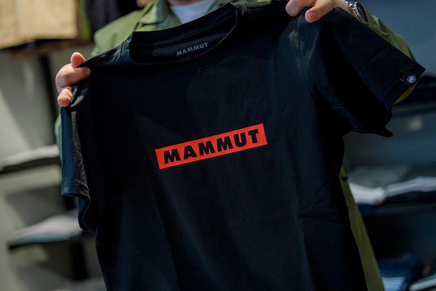アイロン不要の白シャツ、速乾Tシャツetc.マムートのスタッフが自腹買いした人気BEST3を発表！ - 20枚目の画像
