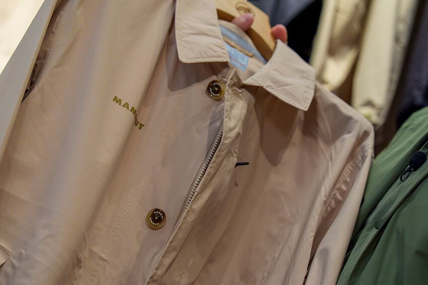 アイロン不要の白シャツ、速乾Tシャツetc.マムートのスタッフが自腹買いした人気BEST3を発表！ - 27枚目の画像