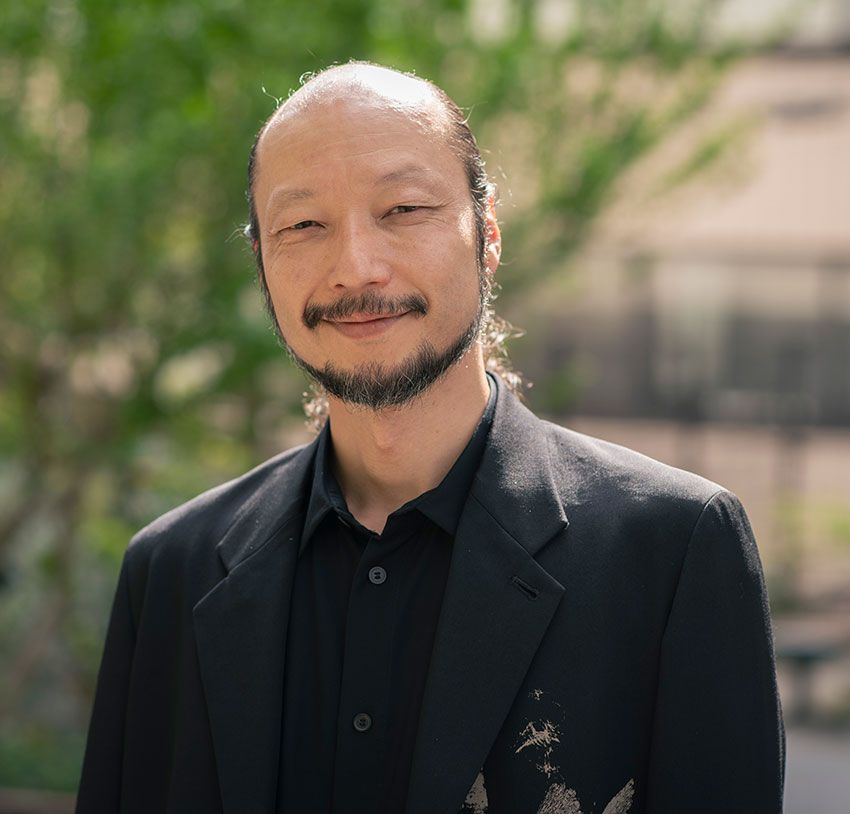47歳で日本アカデミー賞新人俳優賞！『8番出口』の“おじさん”河内大和の休日は息子とポケモンGO - 12枚目の画像