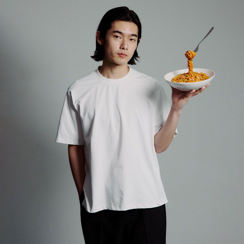 各色2989円