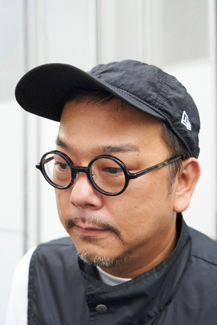 「Tシャツ×ベスト」この時季にちょうどいいトップスレイヤード。5人の着こなしをチェック - 9枚目の画像