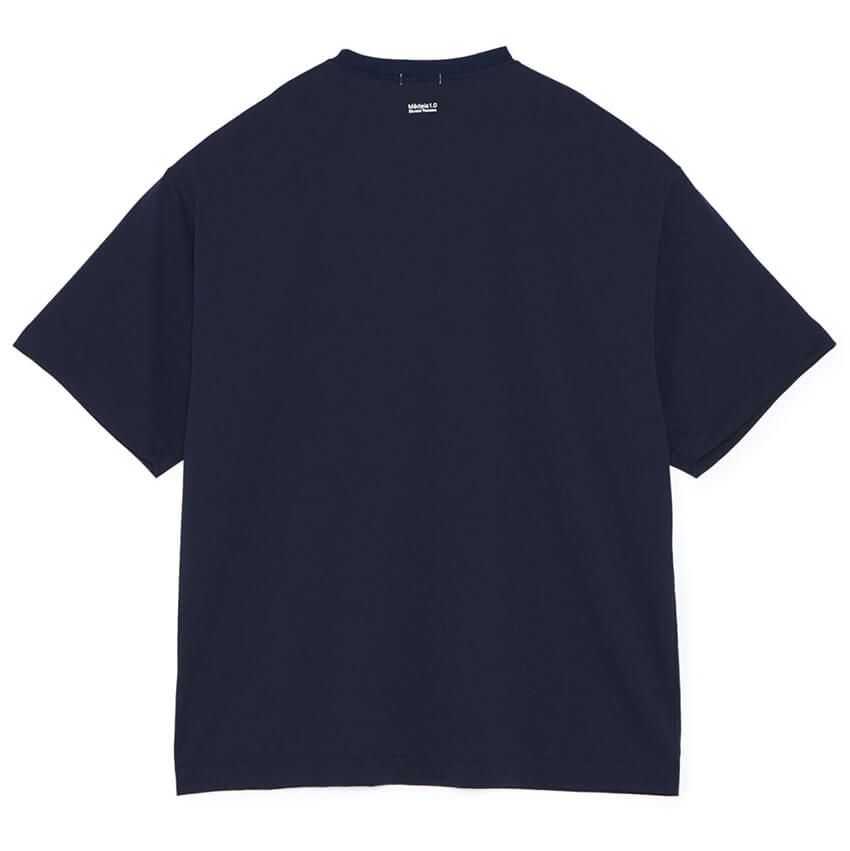「OOAL Photo Print Tee（S26ST095）」1万8700円／nanamica×Mēdeia1.0（nanamica DAIKANYAMA　03-5728-6550）