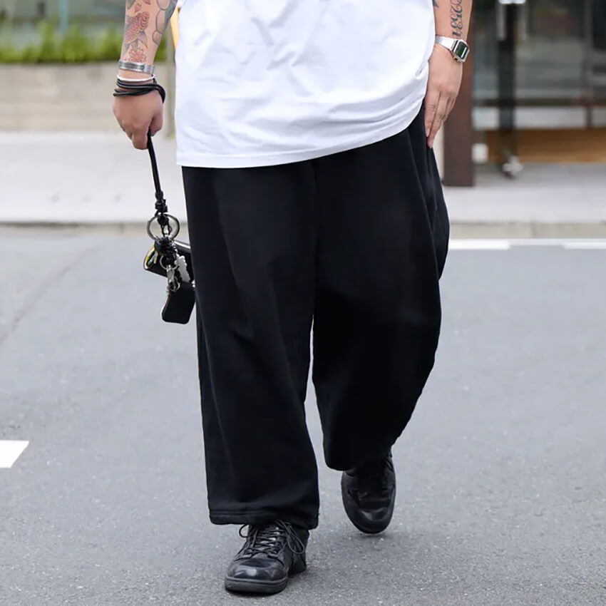 ZARA、シュタイン、ヤエカetc. 街の洒落者たちがこの夏に選んだ「黒