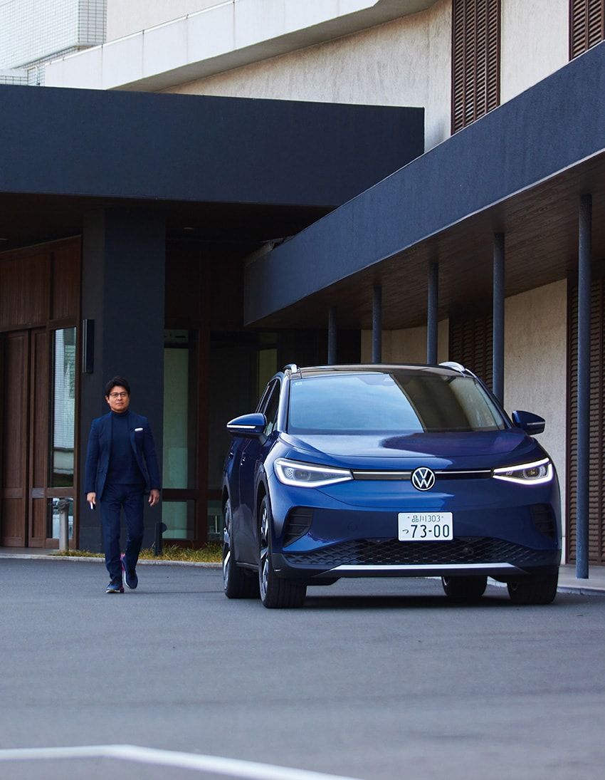 ワーゲン初のフル電動SUV「ID.4」を安東弘樹がレビュー「ちょうどいい実用電動車の大本命」 - 1枚目の画像