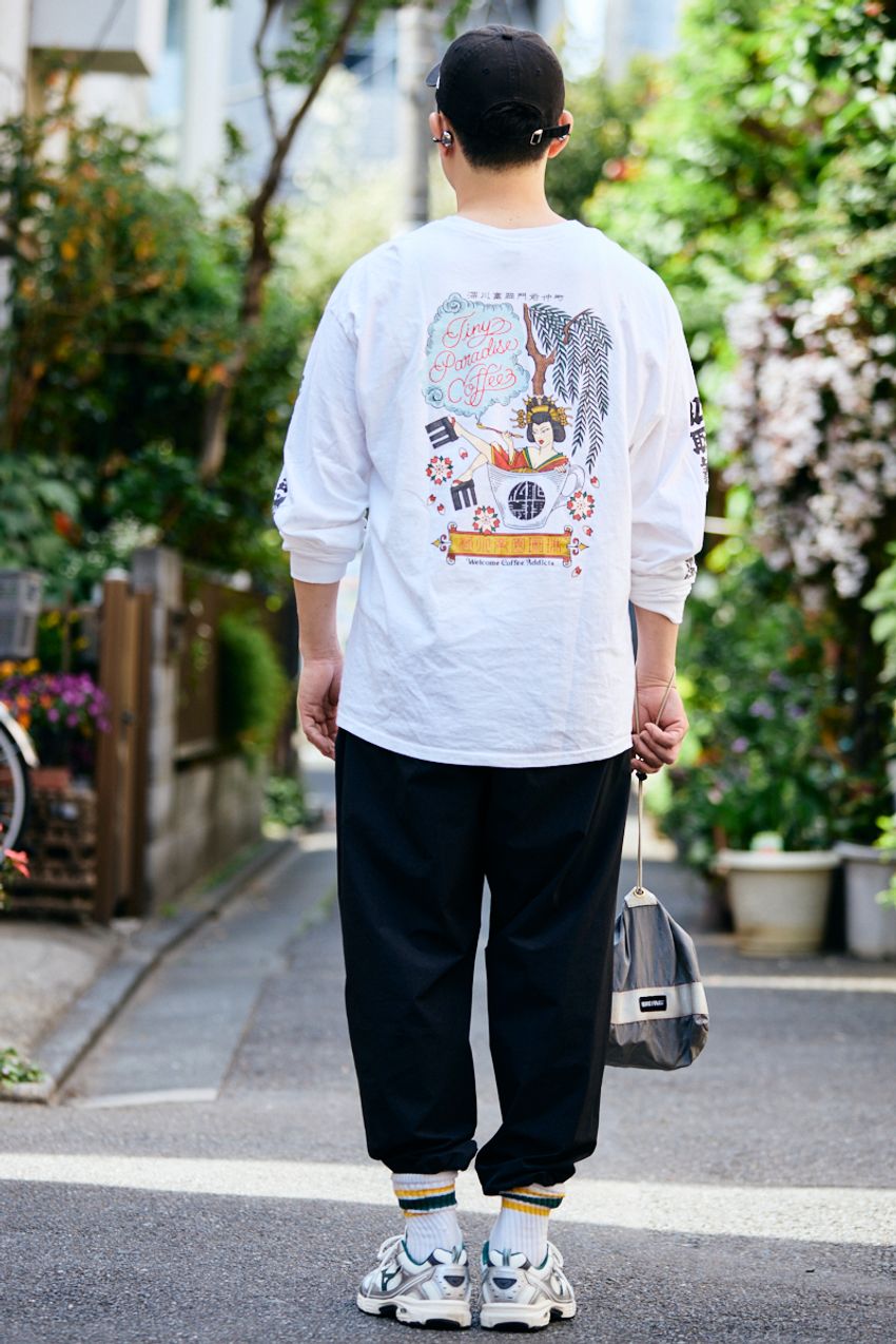 「夏でも黒パン派」の主張！ ダークな色を軽やかに着こなすための“ハウツー”をチェック - 7枚目の画像