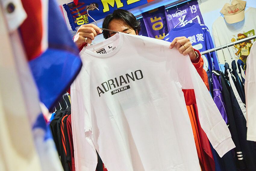 【祝・W杯】サッカーユニ、実はマイナーの方が狙い目!? 鈴木真悟が古着店で見つけた人と被らないゲームシャツ - 28枚目の画像